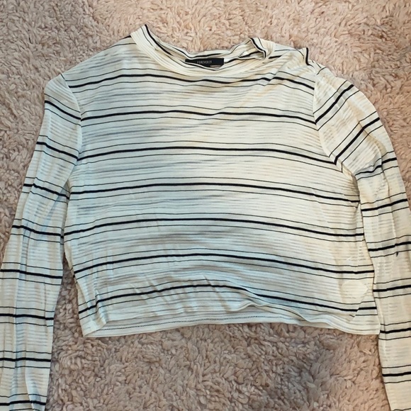 Cropped long sleeve striped shirt - Picture 1 of 1
